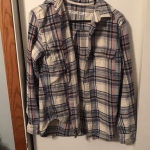 🗻 Flannel (runs large)